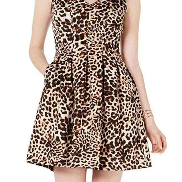 VINCE CAMUTO A-line Animal Print  Dress Size (4) - Picture 1 of 8
